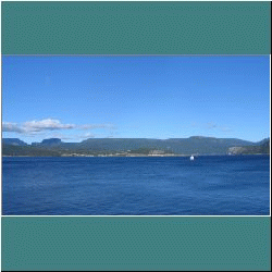 2007CG-0330c-BonneBay.jpg