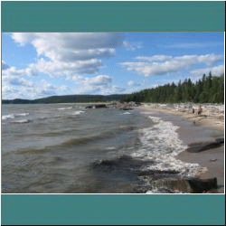 2011CG-0459b-Beach-Pukaskwa - Photo by Ulli Diemer