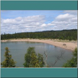 2011CG-0548-Beach-Pukaskwa - Photo by Ulli Diemer