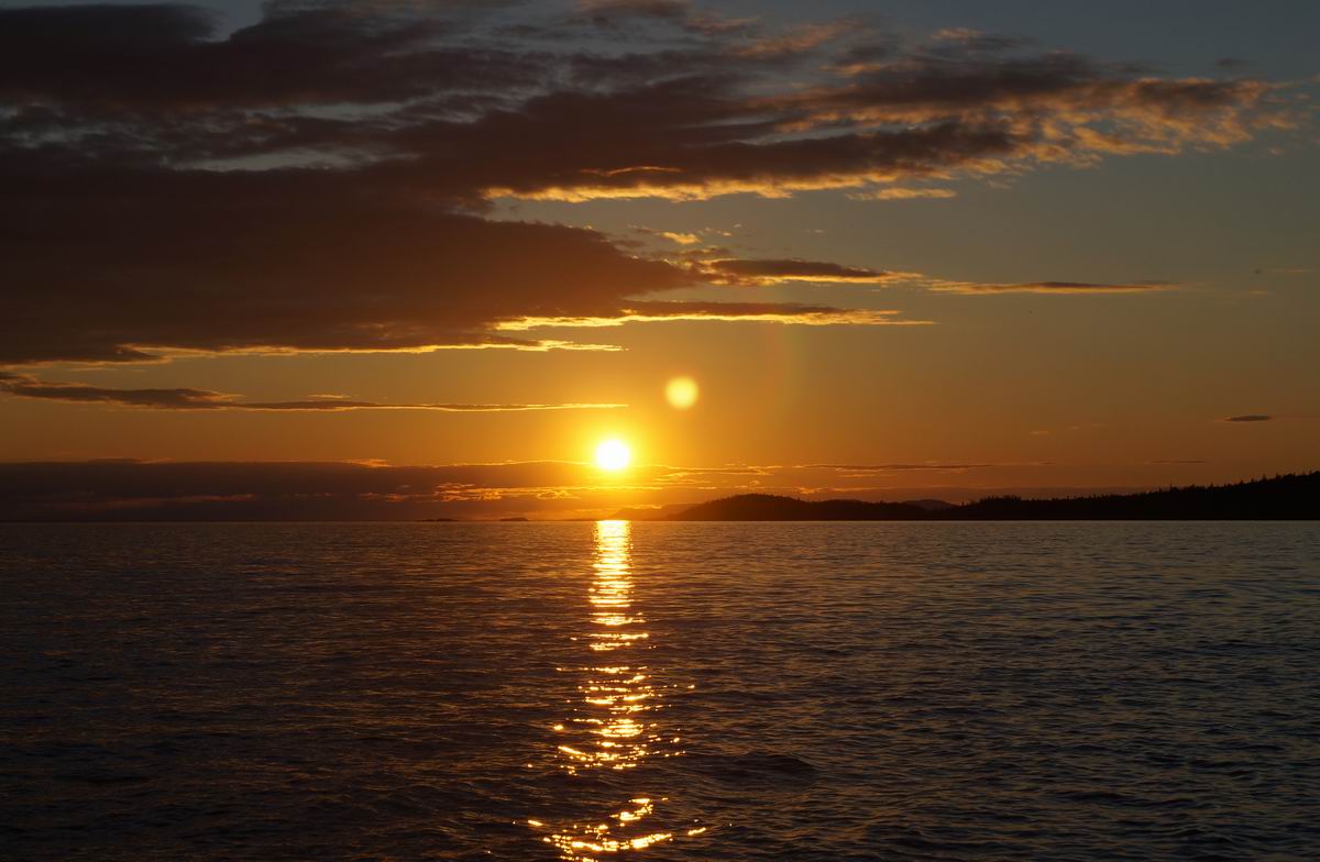 Pukaskwa Sunset August 2013 - Photo by Miriam Garfinkle.