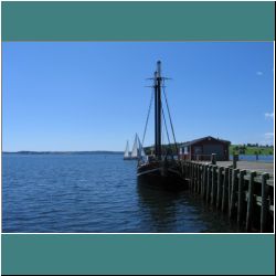 Photo by Ulli Diemer D26-10-2015CG-0680b-Schooner-Lunenburg.jpg