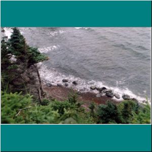 Newfoundland2005M-018-Rocks&Ocean-GrosMorne - Photo by Ulli Diemer